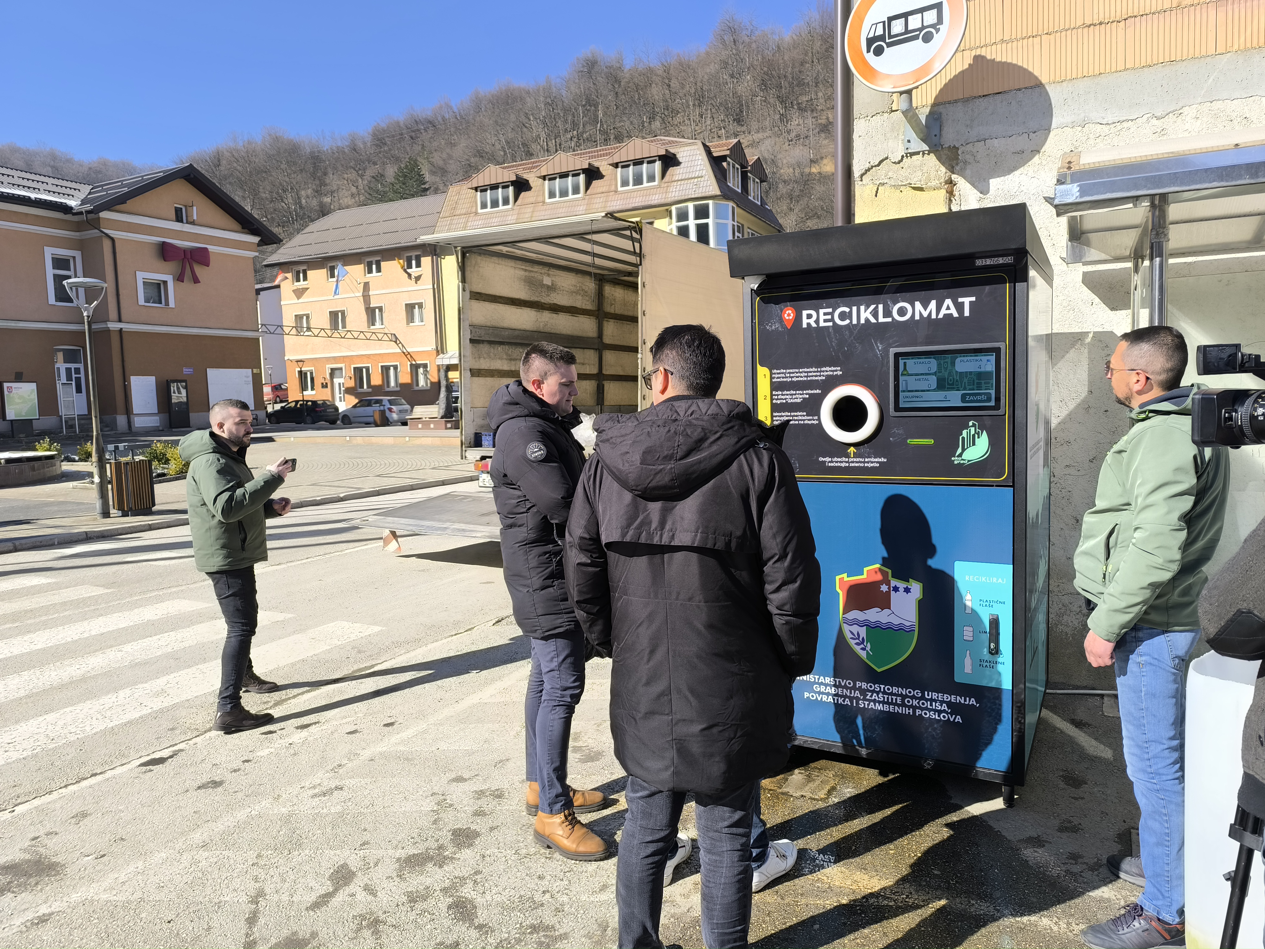 Pametno odloži, prirodu osnaži: Kreševo dobilo prvi reciklomat