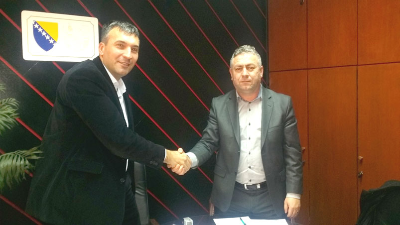 Načeknik Vidović potpisao ugovor vezan za sufinanciranje izgradnje malonogometnog igrališta
