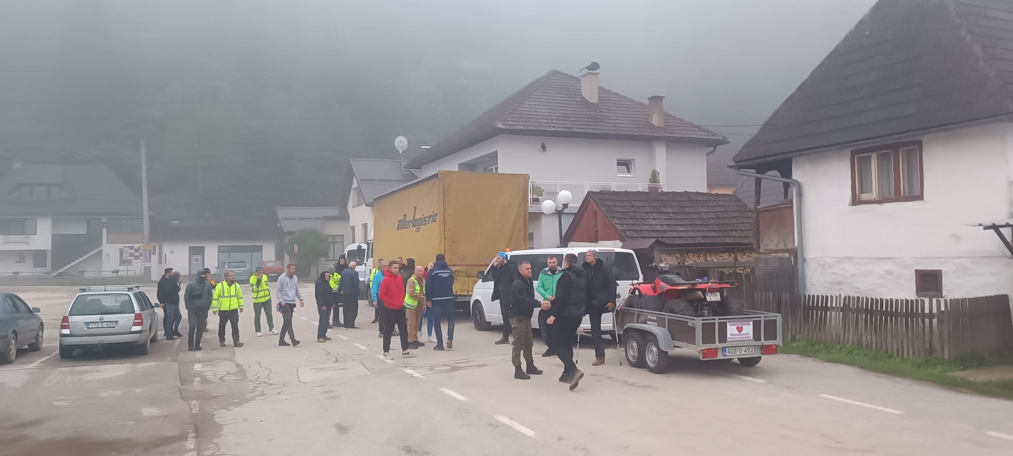 Iz Bihaća stiglo 25 ljudi s potpunom logistikom