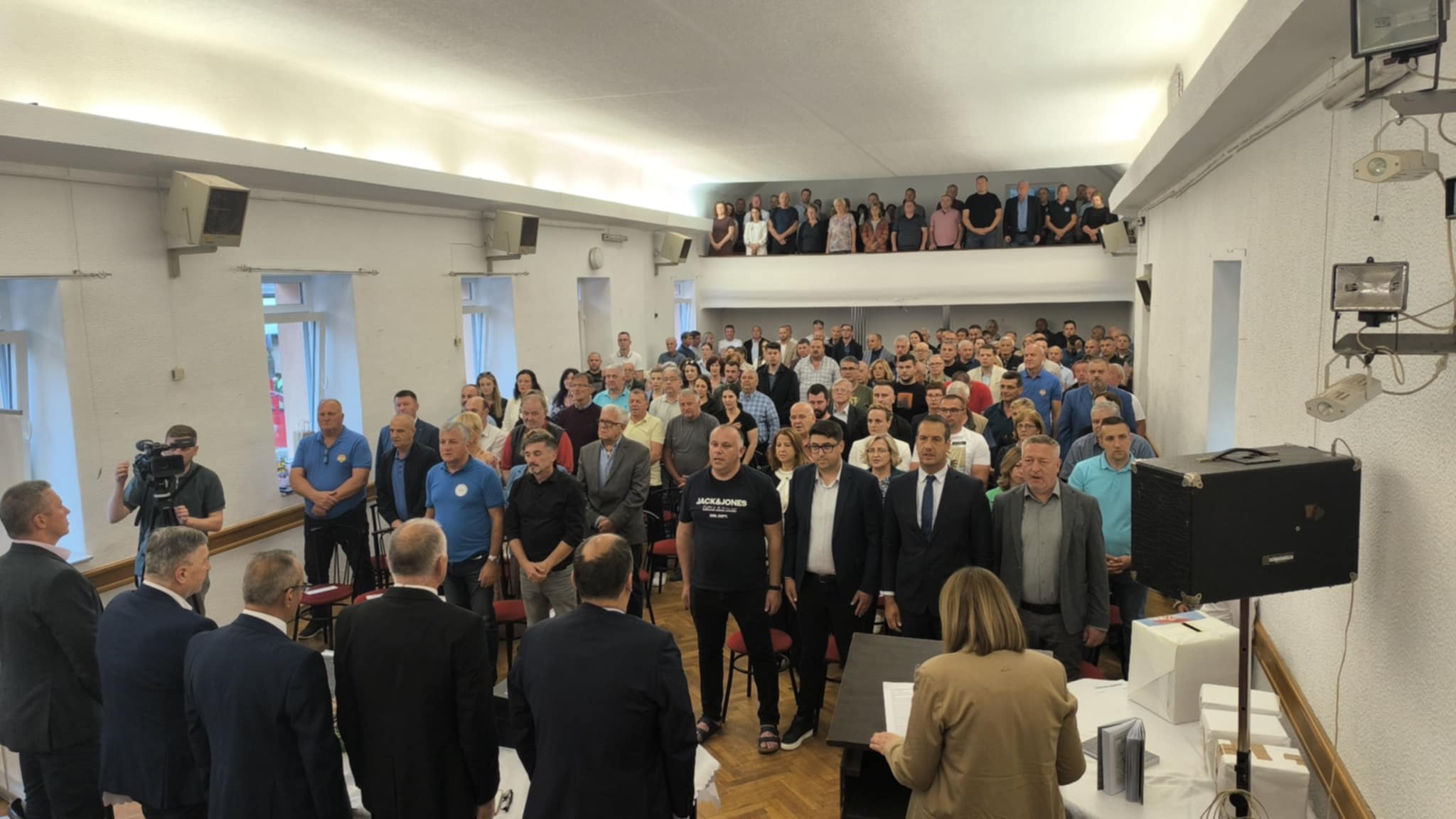 Sinoć u prepunom Napretku predstavljena knjiga „Kako je opstala Lepenička enklava“