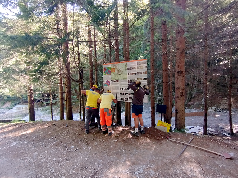 Postavljene info-ploče i smjerokazi na geostazama u Deževicama