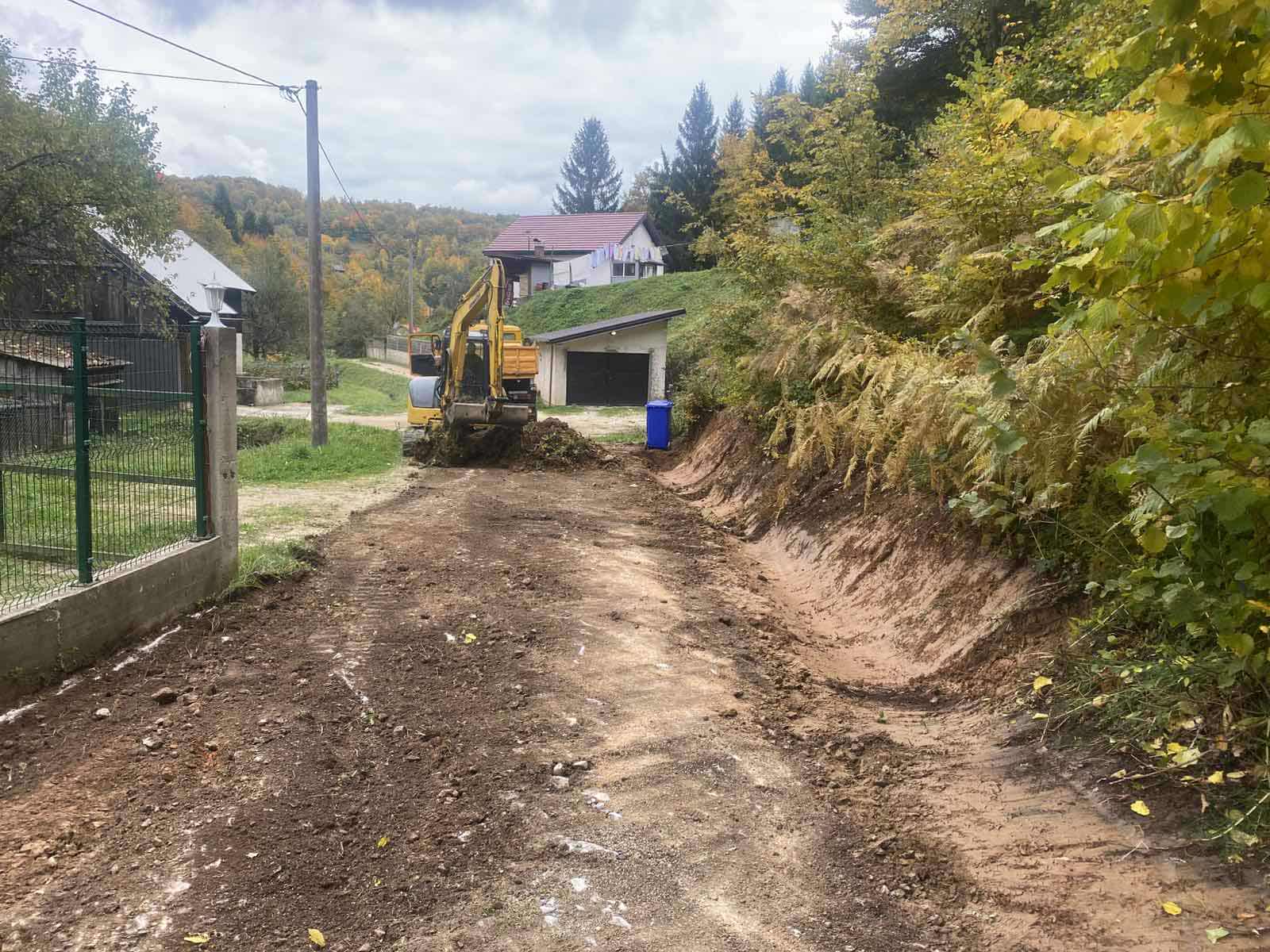 Općina Kreševo nastavlja s ulaganjima u cestovnu infrastrukturu | U tijeku radovi u Botunji